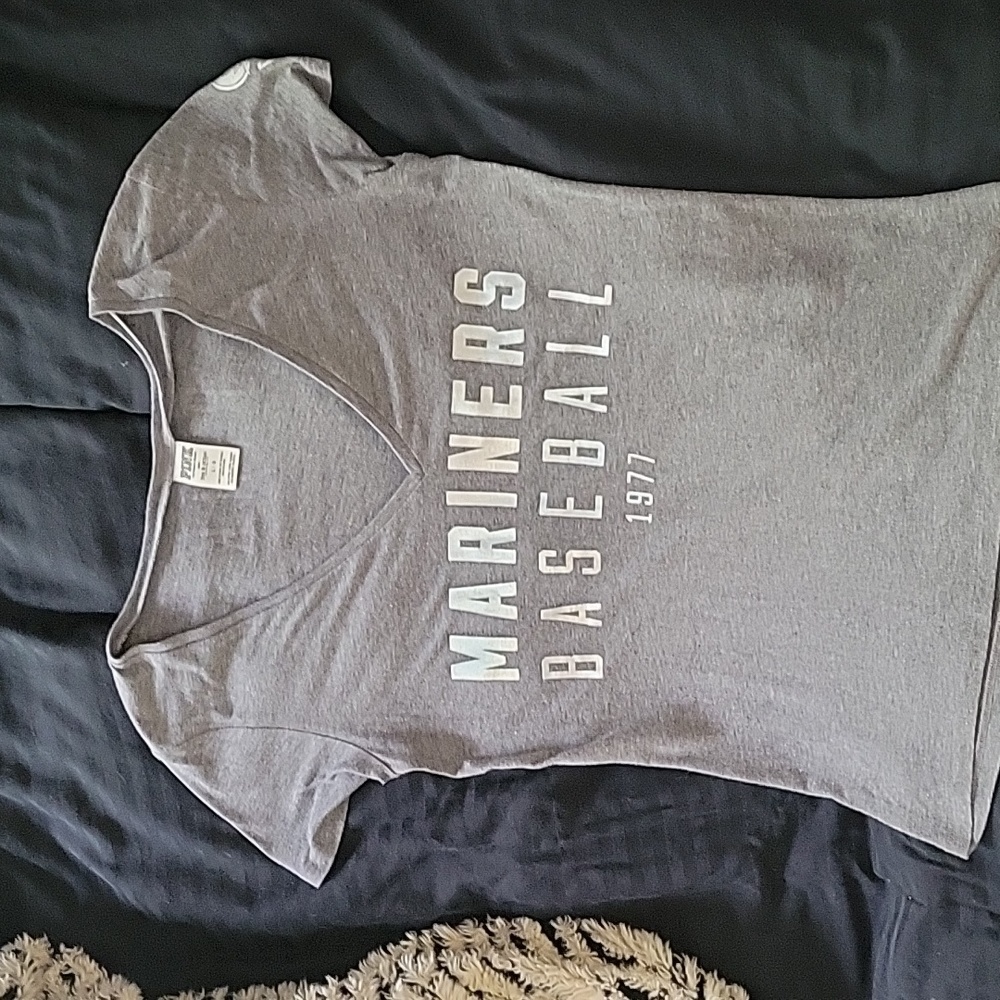 OPEN TO OFFERS//PINK Victoria's Secret V-Neck Seattle Mariners Tee
